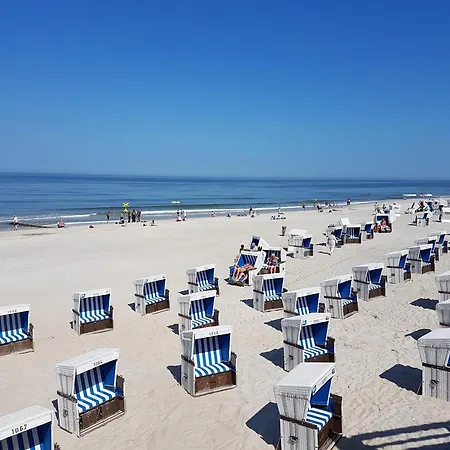 Apartmán 1-zimmer-appartement Mit Einbauschraenken Und Doppelschrankbett Westerland